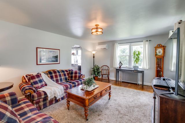1571 HILLCREST AVE, Lancaster, PA 17601
