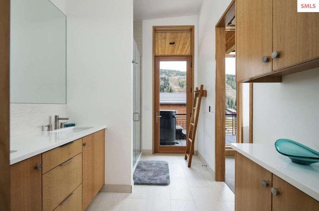 150 Chutes LN, Sandpoint, ID 83864 photo 10