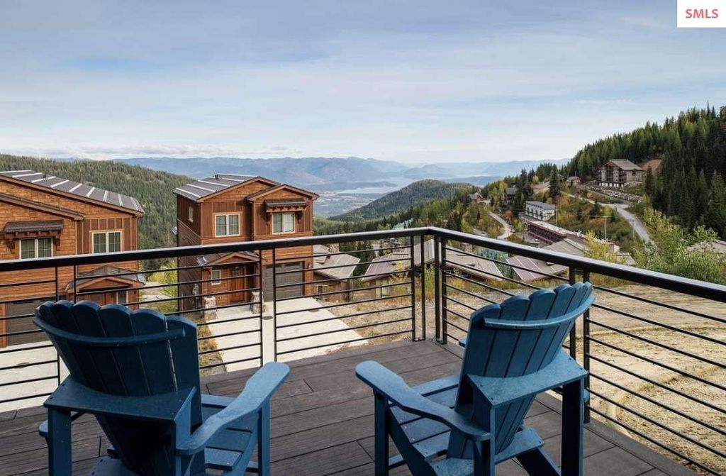 150 Chutes LN, Sandpoint, ID 83864 photo 11