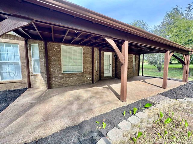 1849 CAMPBELL RD, Millington, TN 38053