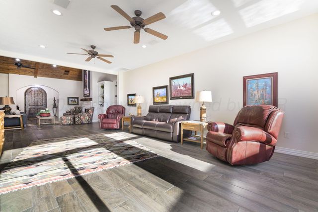 4617 VAN WINKLE Drive, Amarillo, TX 79119