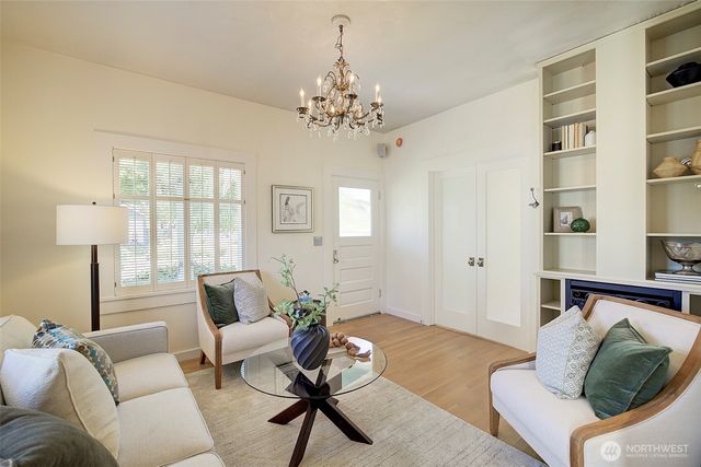 2309 NW 73rd, Seattle, WA 98117