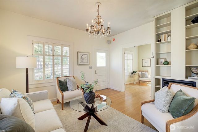 2309 NW 73rd, Seattle, WA 98117