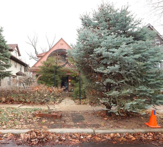 3635 Bell Street, Kansas City, MO 64111