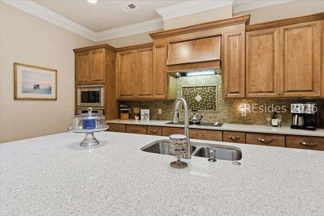 440 Hampton Lake Dr, Bluffton, SC 29910