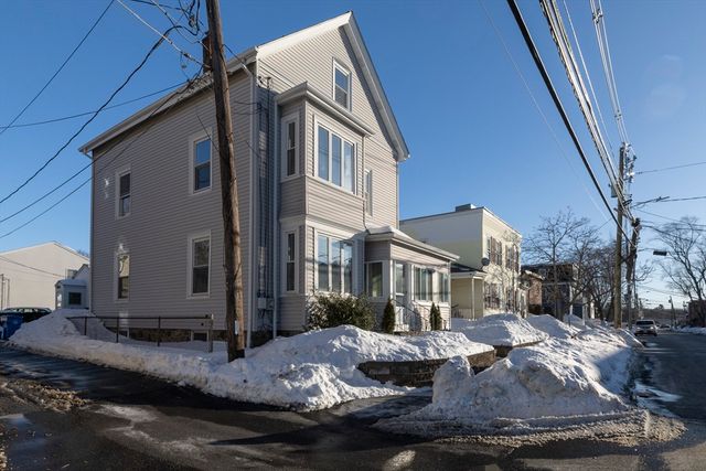 136 Willow Street, Waltham, MA 02453