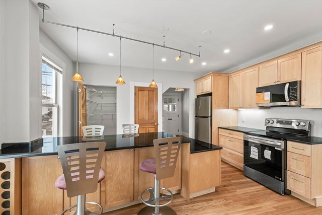 136 Willow Street, Waltham, MA 02453