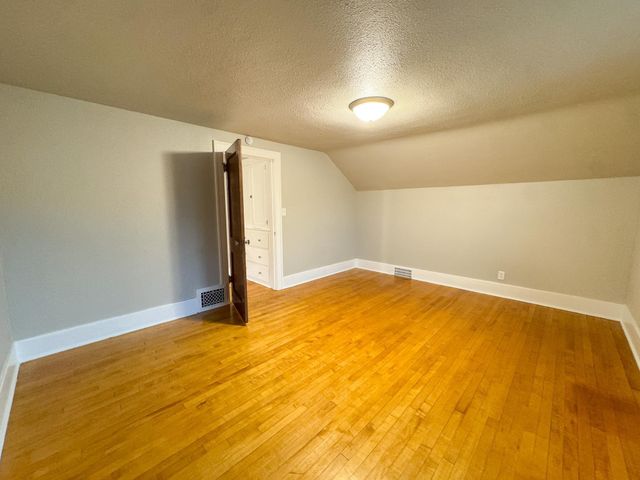 209 11th Street N, Moorhead, MN 56560