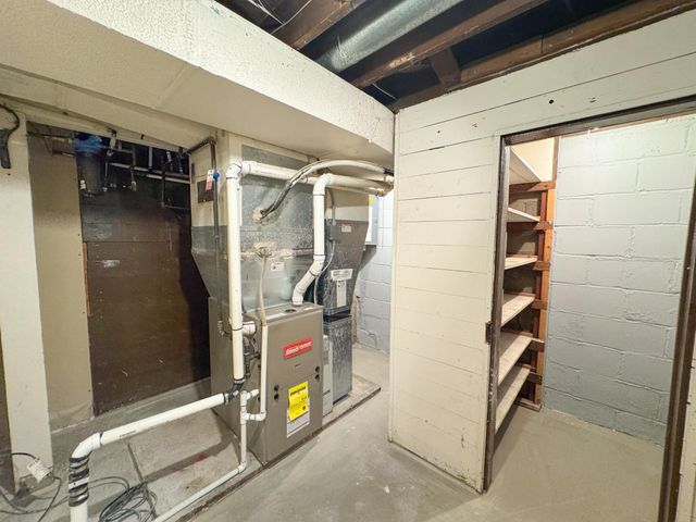 209 11th Street N, Moorhead, MN 56560