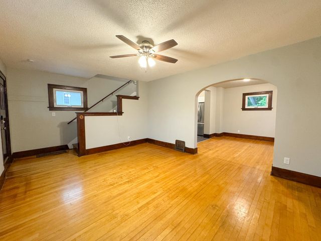 209 11th Street N, Moorhead, MN 56560