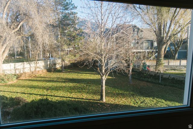 4197 S HOLLOWAY DR, Holladay, UT 84124