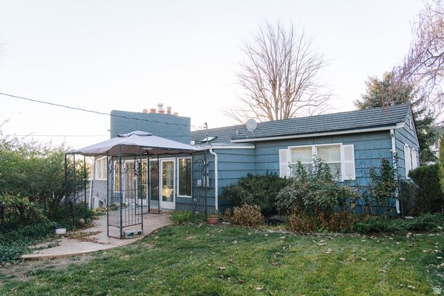 4197 S HOLLOWAY DR, Holladay, UT 84124