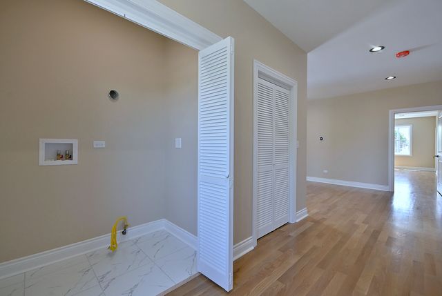 4859 W Hirsch Street, Chicago, IL 60651