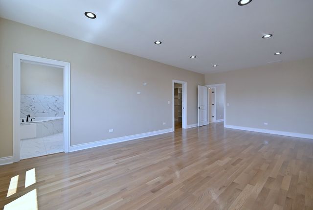 4859 W Hirsch Street, Chicago, IL 60651