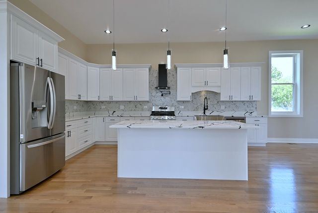 4859 W Hirsch Street, Chicago, IL 60651