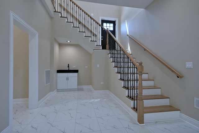 4859 W Hirsch Street, Chicago, IL 60651