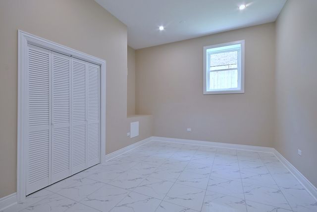 4859 W Hirsch Street, Chicago, IL 60651