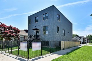 4859 W Hirsch Street, Chicago, IL 60651