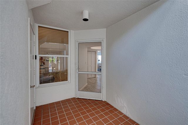 5279 ISLA KEY BOULEVARD S 113, St Petersburg, FL 33715