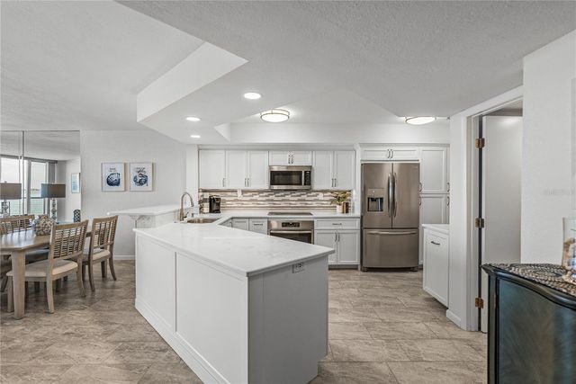 5279 ISLA KEY BOULEVARD S 113, St Petersburg, FL 33715