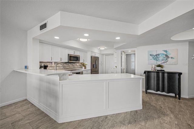 5279 ISLA KEY BOULEVARD S 113, St Petersburg, FL 33715