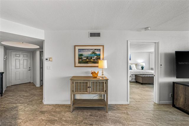 5279 ISLA KEY BOULEVARD S 113, St Petersburg, FL 33715