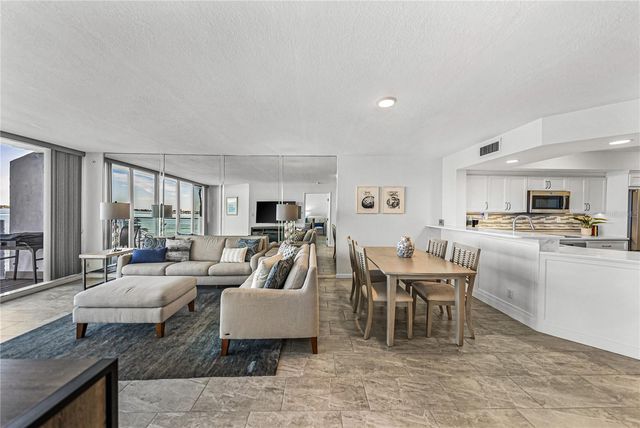 5279 ISLA KEY BOULEVARD S 113, St Petersburg, FL 33715