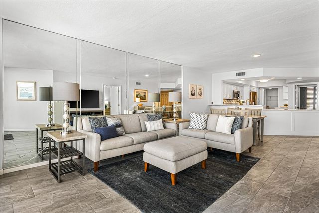 5279 ISLA KEY BOULEVARD S 113, St Petersburg, FL 33715