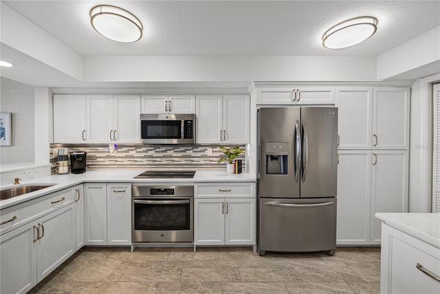 5279 ISLA KEY BOULEVARD S 113, St Petersburg, FL 33715