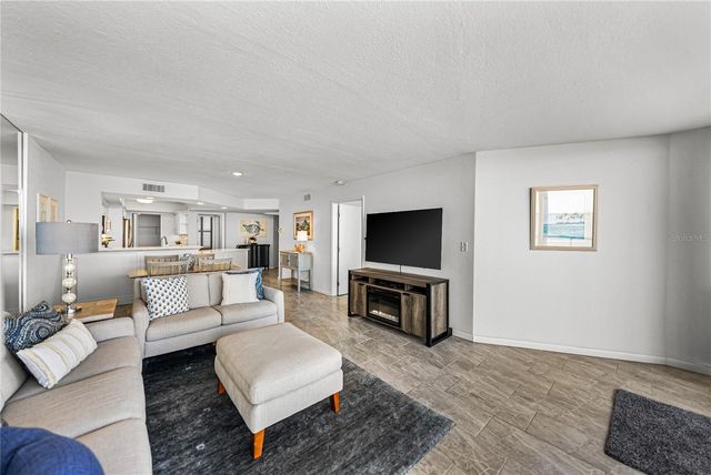 5279 ISLA KEY BOULEVARD S 113, St Petersburg, FL 33715