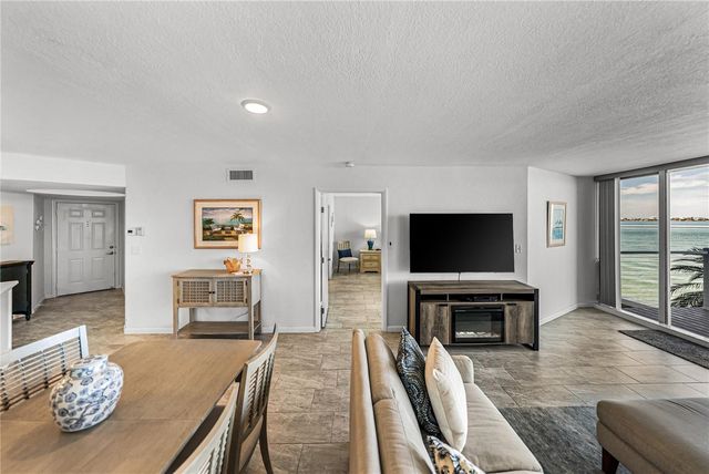 5279 ISLA KEY BOULEVARD S 113, St Petersburg, FL 33715