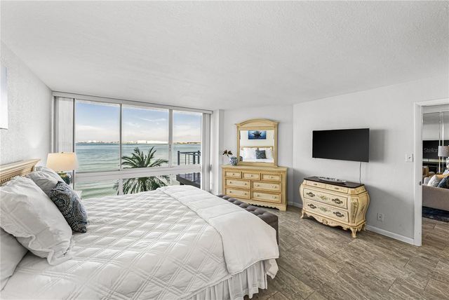 5279 ISLA KEY BOULEVARD S 113, St Petersburg, FL 33715