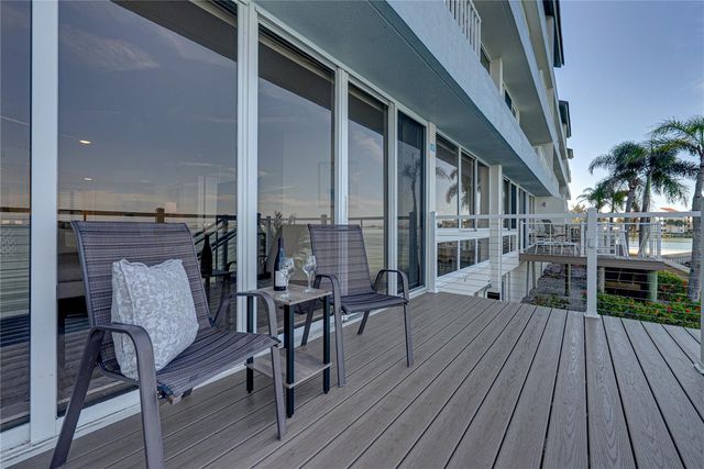 5279 ISLA KEY BOULEVARD S 113, St Petersburg, FL 33715