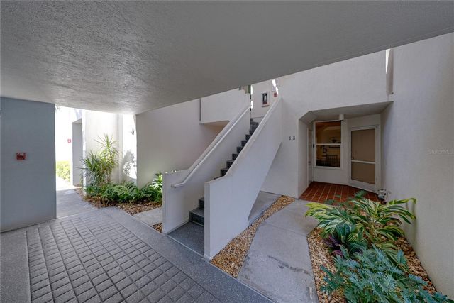 5279 ISLA KEY BOULEVARD S 113, St Petersburg, FL 33715