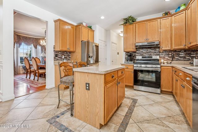 12 Cabin Brook Crescent, Manchester, NJ 08759