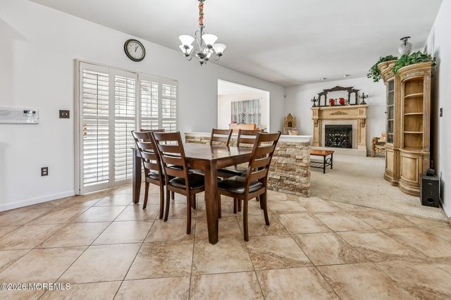 12 Cabin Brook Crescent, Manchester, NJ 08759