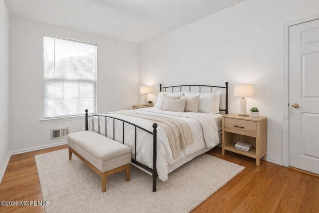 12 Cabin Brook Crescent, Manchester, NJ 08759