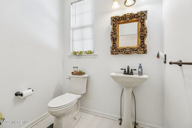 12 Cabin Brook Crescent, Manchester, NJ 08759