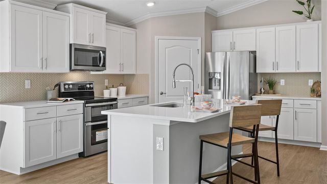 32 HARDWOOD TRAIL, Palm Coast, FL 32137