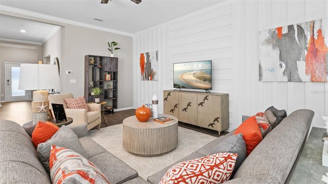 32 HARDWOOD TRAIL, Palm Coast, FL 32137