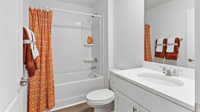 32 HARDWOOD TRAIL, Palm Coast, FL 32137