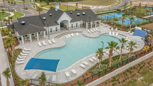 32 HARDWOOD TRAIL, Palm Coast, FL 32137