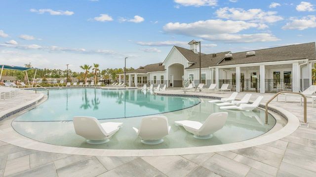 32 HARDWOOD TRAIL, Palm Coast, FL 32137