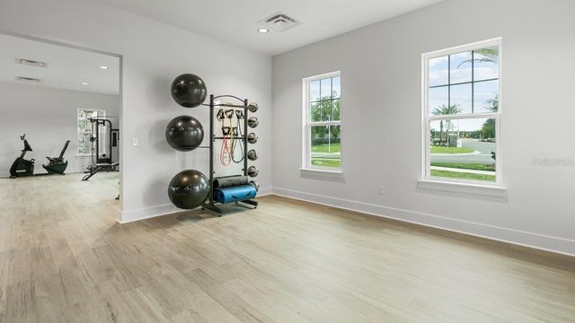 32 HARDWOOD TRAIL, Palm Coast, FL 32137
