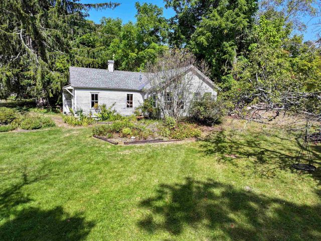 2395 Burr Pond Road, Sudbury, VT 05733