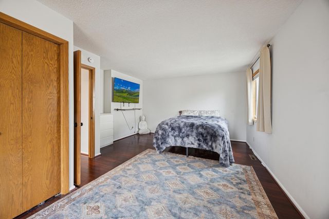 10485 Lee Drive, Eden Prairie, MN 55347