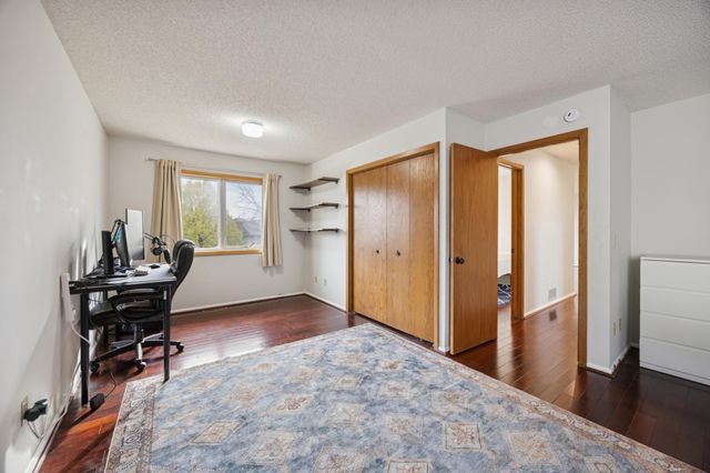 10485 Lee Drive, Eden Prairie, MN 55347