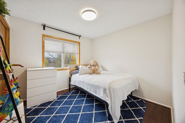 10485 Lee Drive, Eden Prairie, MN 55347