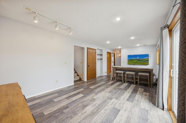 10485 Lee Drive, Eden Prairie, MN 55347