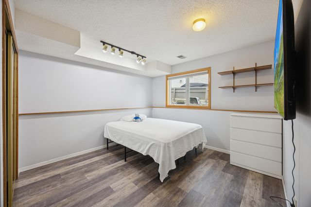 10485 Lee Drive, Eden Prairie, MN 55347